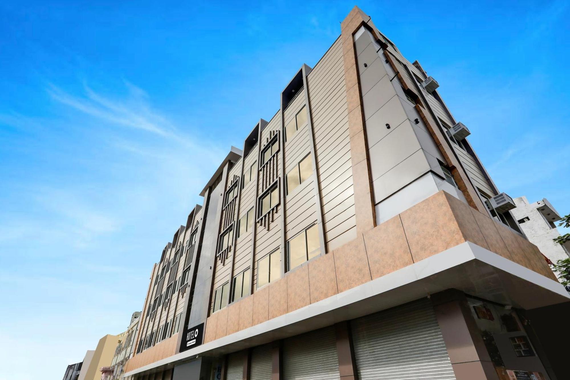 Super Hotel O Kota Near Railway Station Formerly Aagam Inn Tirath المظهر الخارجي الصورة